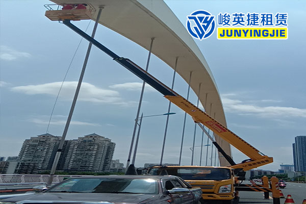 宾阳柳州桥梁检测施工现场